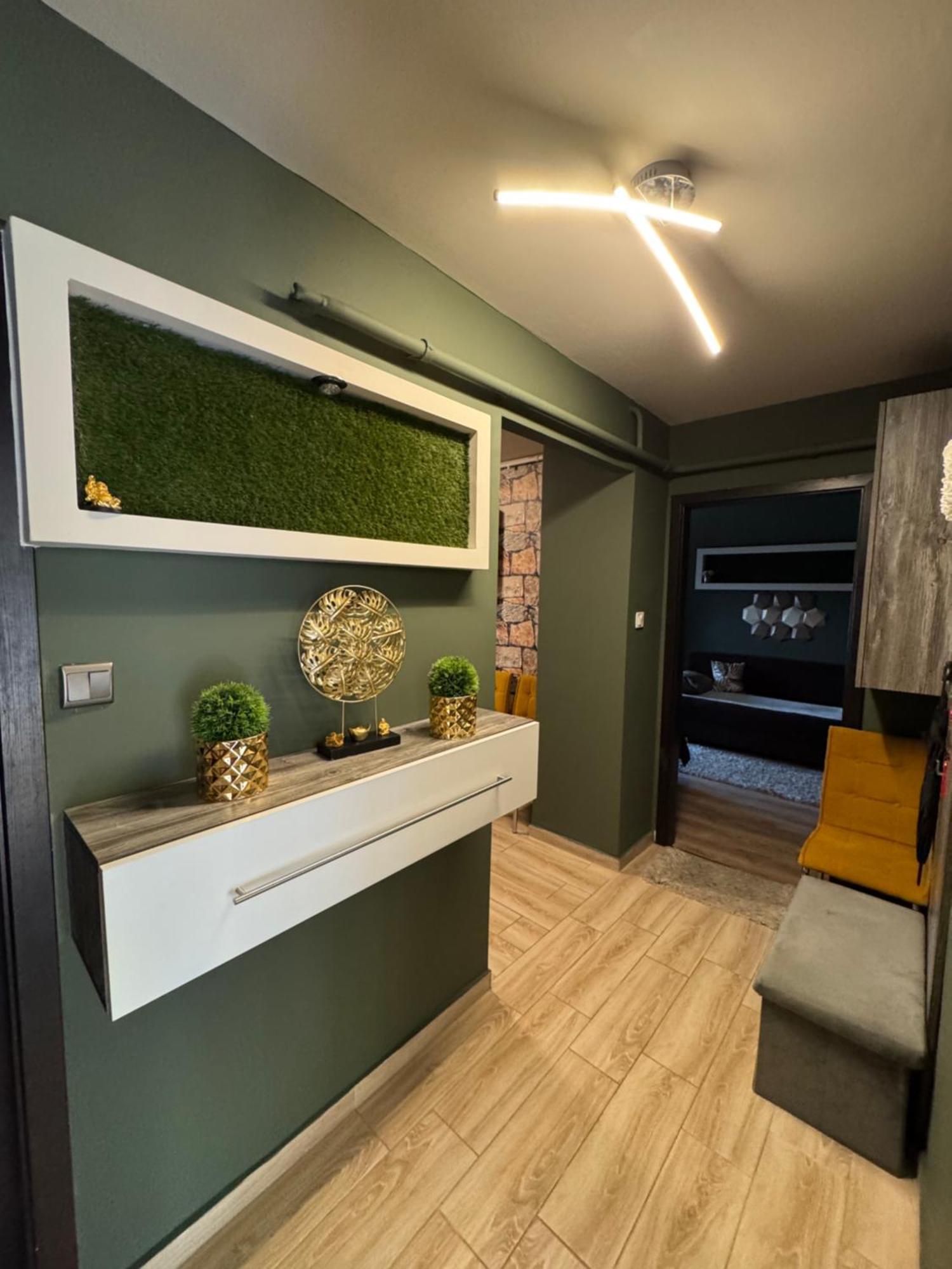 דברצן Mox Downtown Apartman מראה חיצוני תמונה