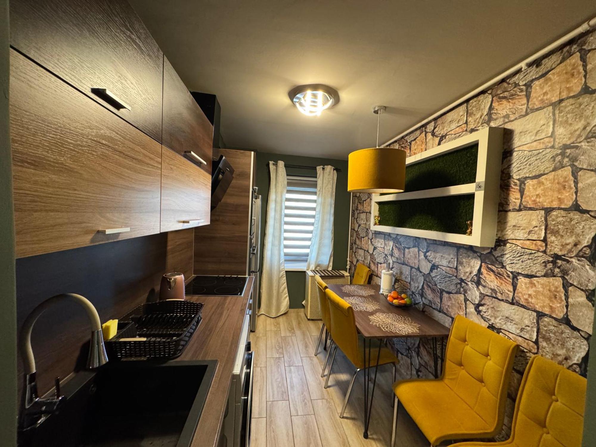 דברצן Mox Downtown Apartman מראה חיצוני תמונה