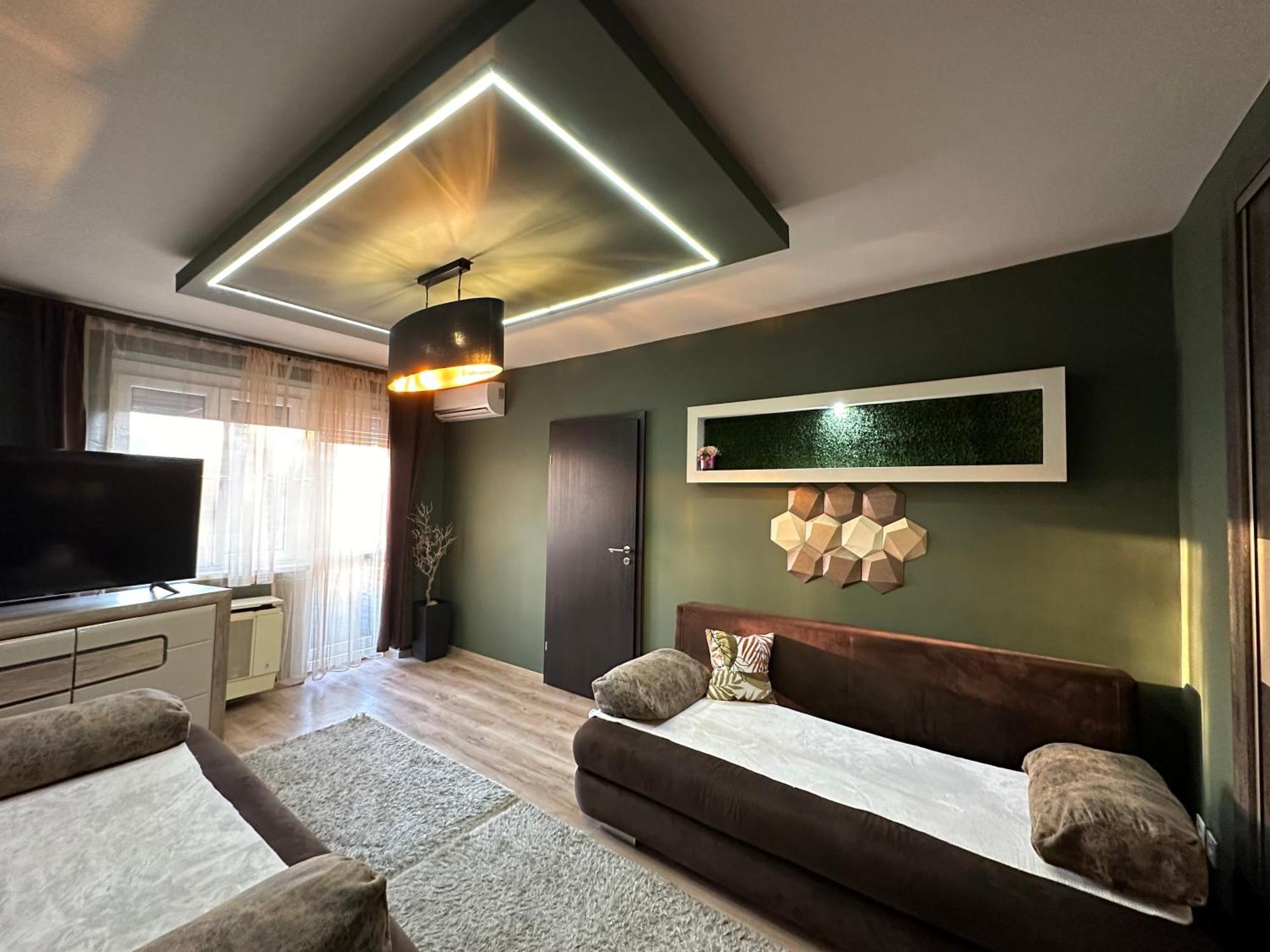 דברצן Mox Downtown Apartman מראה חיצוני תמונה