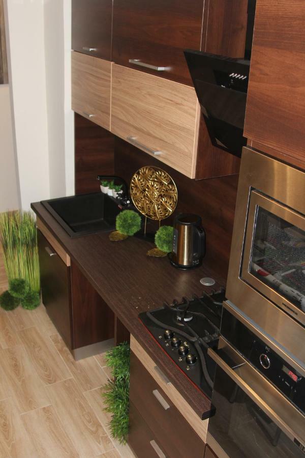 דברצן Mox Downtown Apartman מראה חיצוני תמונה