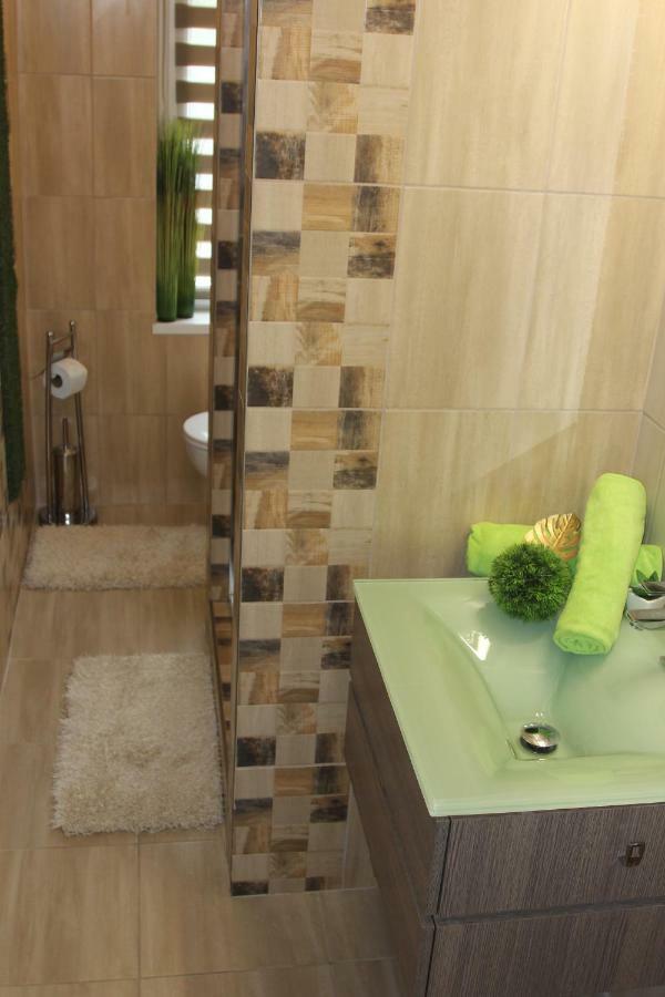 דברצן Mox Downtown Apartman מראה חיצוני תמונה
