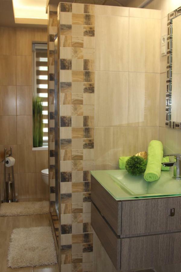 דברצן Mox Downtown Apartman מראה חיצוני תמונה